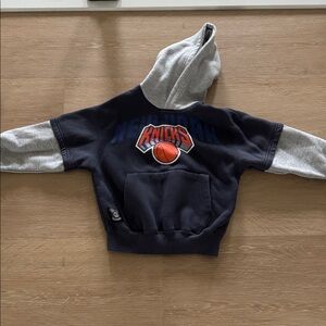 New York Knicks Hoodie with Gray Sleeves